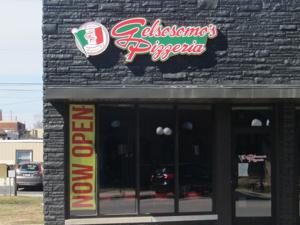 NWI Business Ins and Outs: Gelsosomo’s Pizzeria, Rosina’s Meatball Cafe, coffee shop, nail salon and Luke Oil opening; Phantom Fireworks temporarily closed